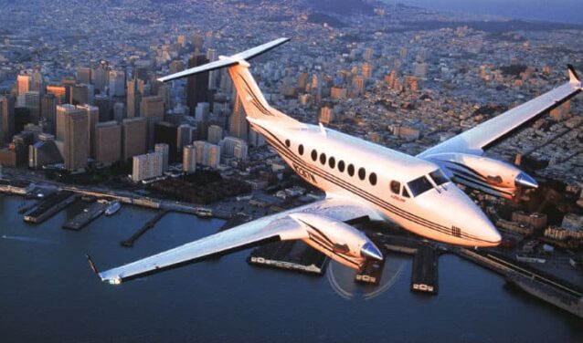 Beechcraft King Air 350 over San Francisco
